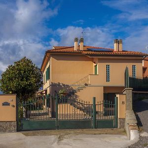 Bed and Breakfast Petali Di Toscana Nugola Exterior photo