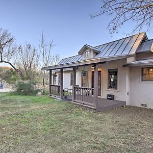 Вилла The Little Alsatian House 18 Miles To San Antonio Castroville Exterior photo