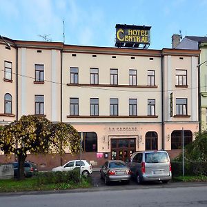 Hotel Central Чески-Тешин Exterior photo