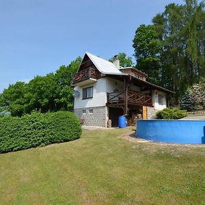Вилла House With The Pool And Fenced Garden Hnanice  Exterior photo