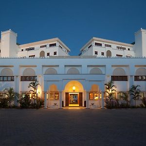 Отель Lantana Galu Beach Диани-Бич Exterior photo