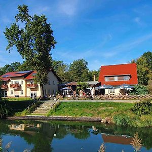 Отель Gasthaus Bukoitza Radensdorf Exterior photo