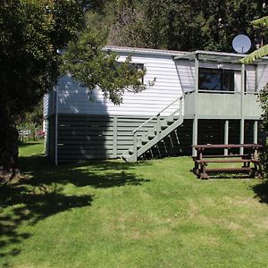 Treehouse - Whanarua Bay Cottages Te Kaha Exterior photo