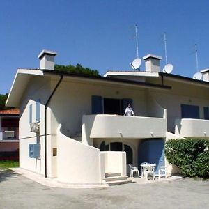 Апартаменты Flat In Lignano Riviera Линьяно-Саббьядоро Exterior photo