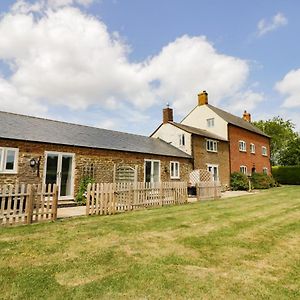 Вилла Oak Barn Давентри Exterior photo