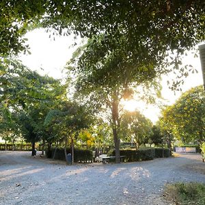 Baan Tonjaeng Resort Chainat Exterior photo