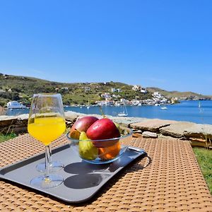 Vourkari, Modern Apartment Overlooking The Marina Of Vourkari Ioulis Exterior photo