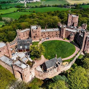 Отель Peckforton Castle Тарпорли Exterior photo