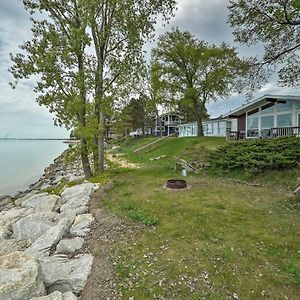 Lakefront Cottage Near Wineries And State Parks! Мирс Exterior photo