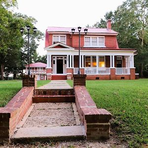 Отель Historic House On The Hilldownstairs Only Tuskegee Exterior photo