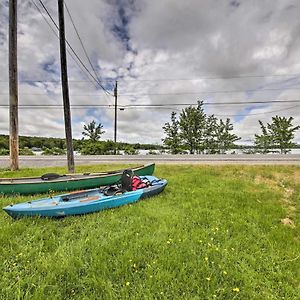 Pet-Friendly Togus Pond Home Kayak And Canoe! Огаста Exterior photo
