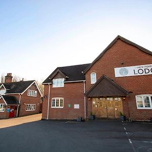 New Forest Lodge Ландфорд Exterior photo