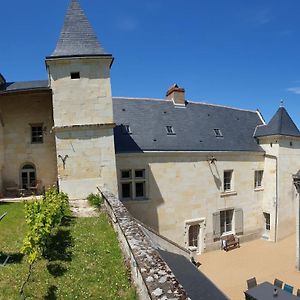 Вилла Logis Escale Vue Loire, Piscine Semi-Troglodyte Treves-Cunault Exterior photo