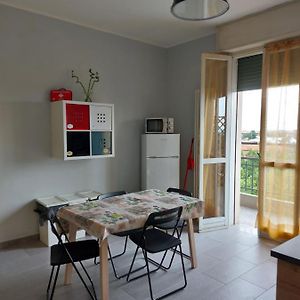 Fare Bnb - Room Del Parco Реджонель-Эмилия Exterior photo