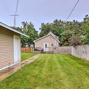 Renovated Lake Geneva Home Near Dtwn And Beach! Exterior photo