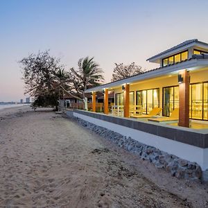 Вилла C-Sand Private Beachfront House Пхетбури Exterior photo