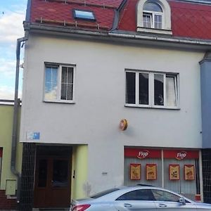 Апартаменты Bytovy Dum Pocatky Exterior photo