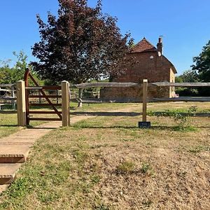 The Lodge Thakeham Exterior photo