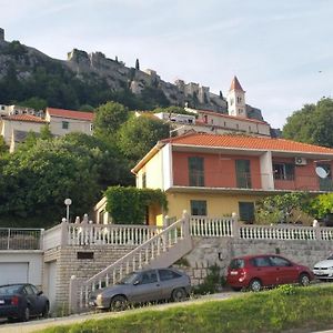 Apartments With A Parking Space Klis, Split - 13435 Exterior photo