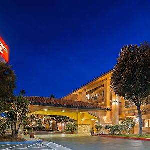 Best Western Plus Pleasanton Inn Exterior photo