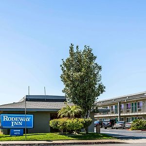 Rodeway Inn Ontario Mills Mall Guasti Exterior photo