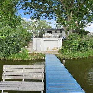 The Beverly On Buena Lake Waterford Exterior photo