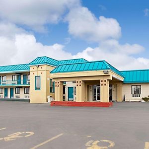 Econo Lodge Ютика Exterior photo