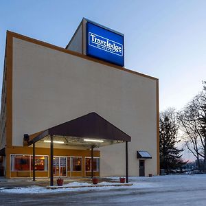 Travelodge By Wyndham Cleveland Airport Брук-Парк Exterior photo