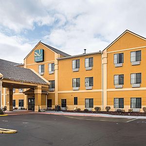 Quality Inn And Suites Харви Exterior photo