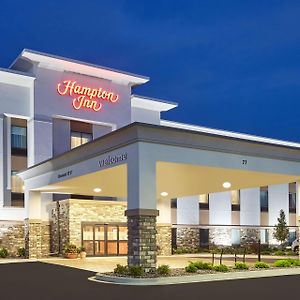 Hampton Inn Фон-дю-Лак Exterior photo