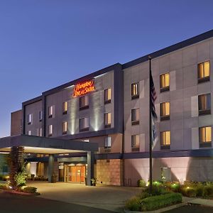 Hampton Inn And Suites Сейлем Exterior photo