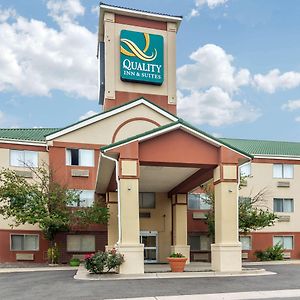 Quality Inn & Suites Lakewood - Denver Southwest Exterior photo