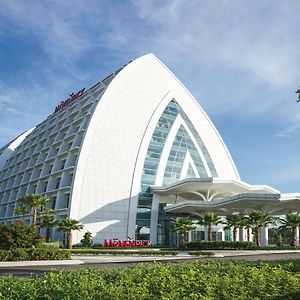 Movenpick Hotel & Convention Centre Klia Сепанг Exterior photo