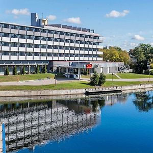 Econo Lodge Смитс-Фолс Exterior photo