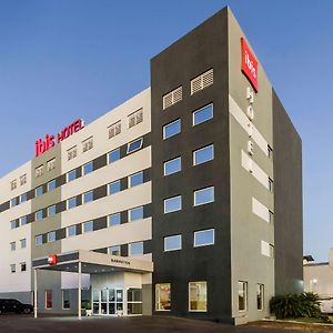 Отель Ibis Барретус Exterior photo