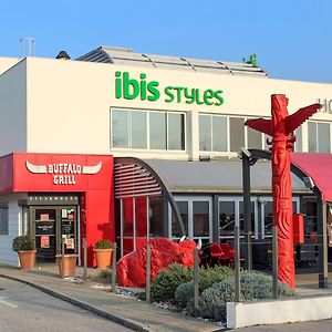 Отель Ibis Styles Crolles Grenoble A41 Exterior photo