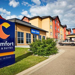 Comfort Inn & Suites Ред Дир Exterior photo