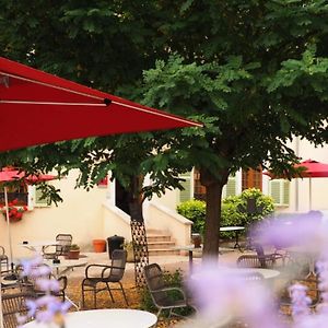 Hostellerie Du Chateau Bellenaves Exterior photo