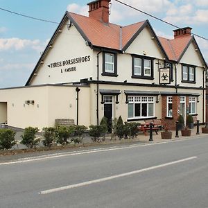 Отель Three Horseshoes Leamside Houghton-le-Spring Exterior photo