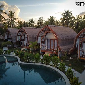 Отель Driftwood Lombok Селонг-Беланак Exterior photo