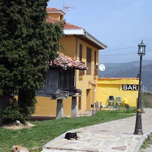 Отель Casa Faruxo Кангас-дель-Нарсеа Exterior photo