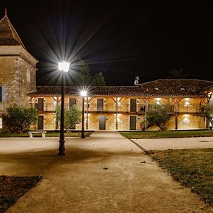 Отель Domaine De Boulouch Лектур Exterior photo