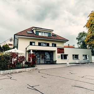 Hotel Roessli Лутербах Exterior photo