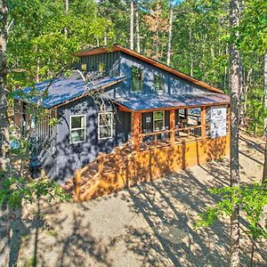 Вилла Chic Broken Bow Cabin With Hot Tub And Gas Grill! Exterior photo