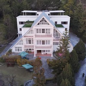 Отель Meraki Holistic Wellness Retreat Катманду Exterior photo