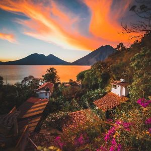 Отель Lush Atitlan Сан-Маркос-ла-Лагуна Exterior photo