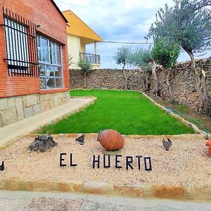 Вилла Casa Rural El Huerto Con Jardin Лумбралес Exterior photo