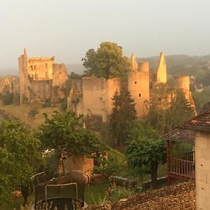 Апартаменты Chez Fred Avec Vue Sur Le Chateau Angles-sur-l'Anglin Exterior photo