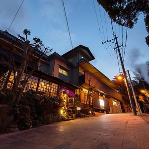 Отель Ryokan Kiraku Беппу Exterior photo