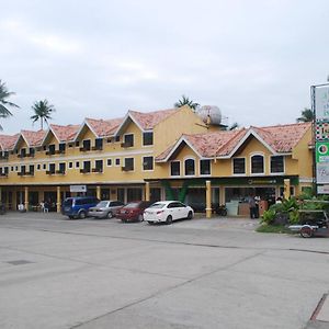 Отель Reddoorz Plus At Balai Sofia Bed & Breakfast Batangas Talisay  Exterior photo